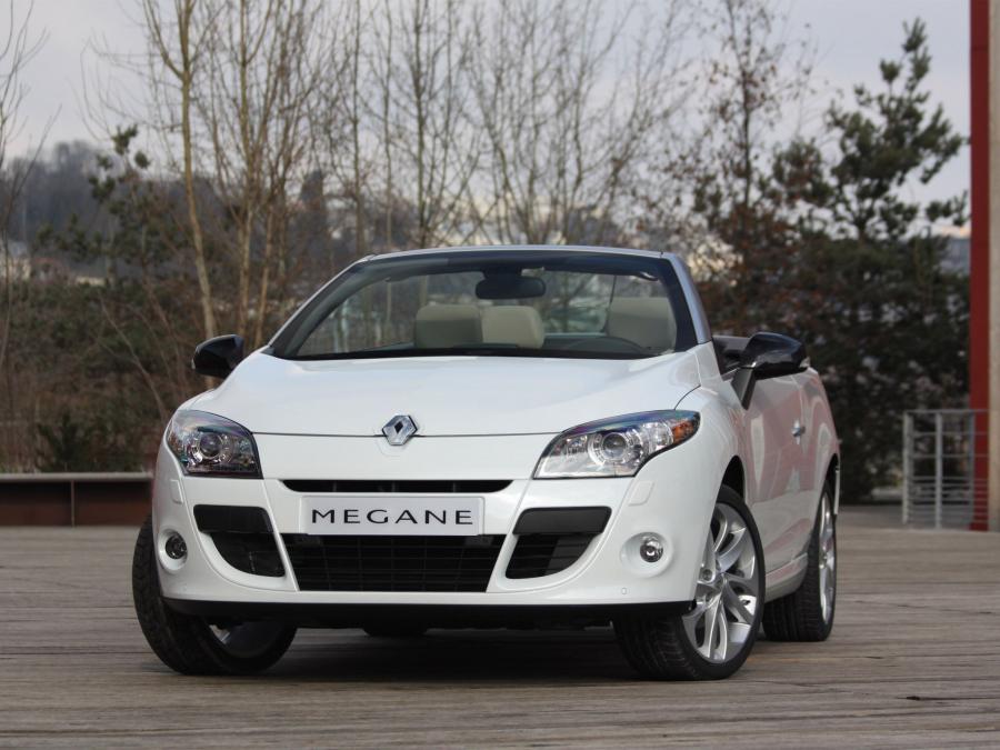  Renault Megane CC 2010 года  (фото 47 из 65)